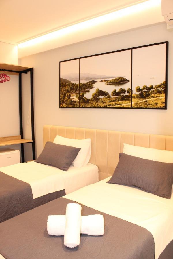Bebi Hotel And Apartments Саранда Екстер'єр фото