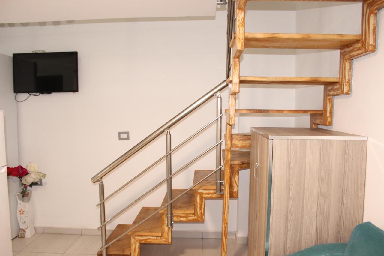 Bebi Hotel And Apartments Саранда Екстер'єр фото