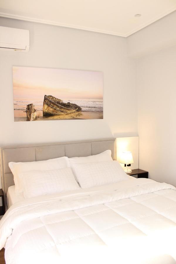 Bebi Hotel And Apartments Саранда Екстер'єр фото